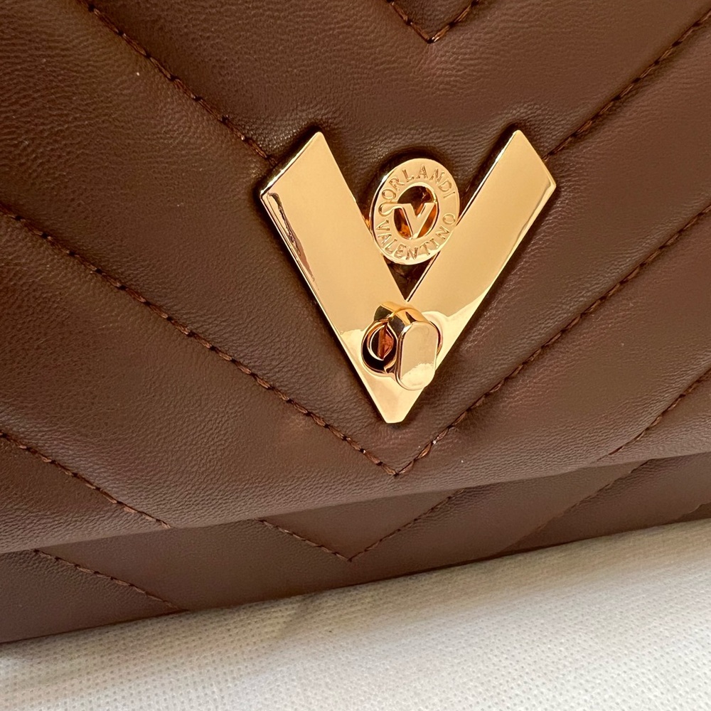 NWTValentino Orlandi Elegant Brown Quilted Shoulder Bag - Picture 9 of 13